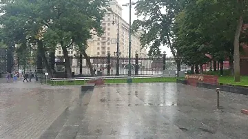 Tomb of the Unknown Soldiers of World War II, Eternal flame, Moscow